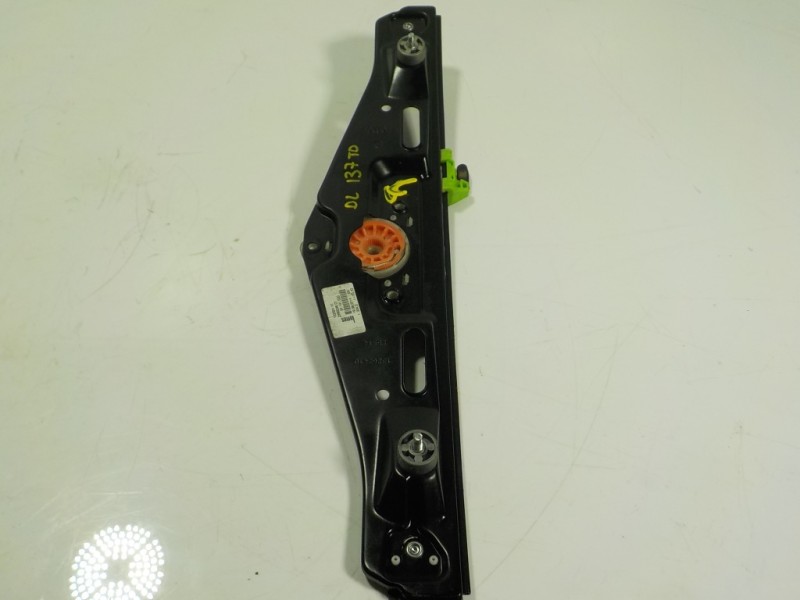 Recambio de elevalunas trasero derecho para bmw x1 (e84) sdrive 20d referencia OEM IAM 51352990388 13262410 