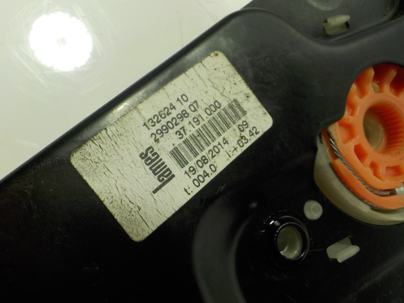 Recambio de elevalunas trasero derecho para bmw x1 (e84) sdrive 20d referencia OEM IAM 51352990388 13262410 