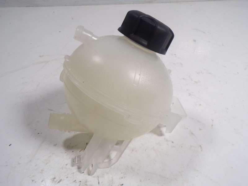 Recambio de deposito expansion para toyota proace city 1.2 12v referencia OEM IAM   