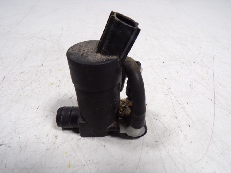 Recambio de bomba limpia para volvo c30 1.6 diesel cat referencia OEM IAM 31349228 S7117K624FE S7117K624FE