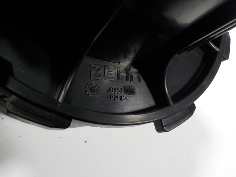 Recambio de motor calefaccion para audi q5 (8r) 3.0 tdi referencia OEM IAM 8K2820021C U0853 