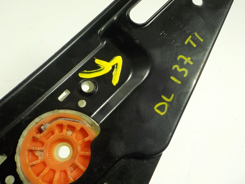 Recambio de elevalunas trasero izquierdo para bmw x1 (e84) sdrive 20d referencia OEM IAM 51352990387 13262410 