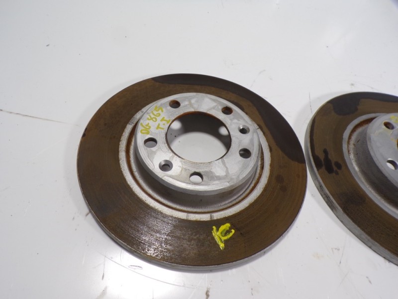 Recambio de disco freno trasero para toyota proace city 1.2 12v referencia OEM IAM   