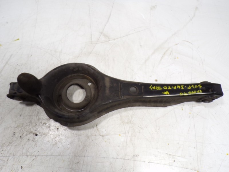 Recambio de brazo suspension inferior trasero derecho para volvo c30 1.6 diesel cat referencia OEM IAM 30736922  