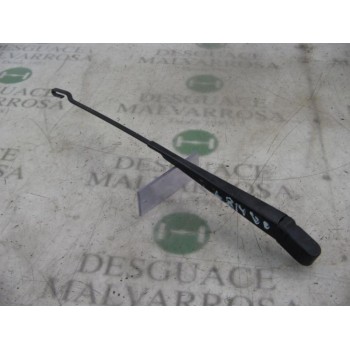 BRAZO LIMPIA DELANTERO DERECHO 