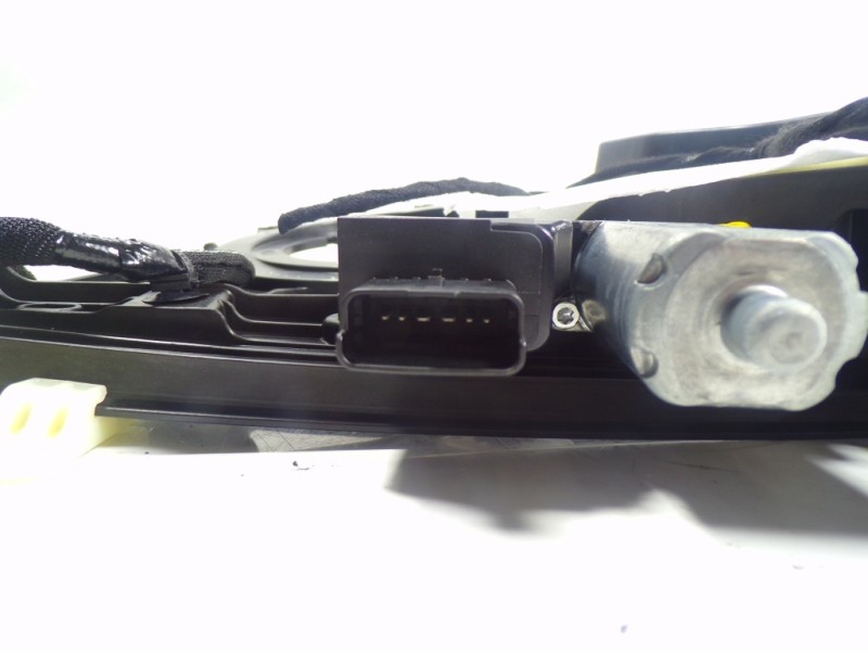 Recambio de elevalunas delantero derecho para toyota proace city 1.2 12v referencia OEM IAM  9830335980 