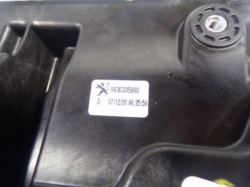 Recambio de elevalunas delantero derecho para toyota proace city 1.2 12v referencia OEM IAM  9830335980 