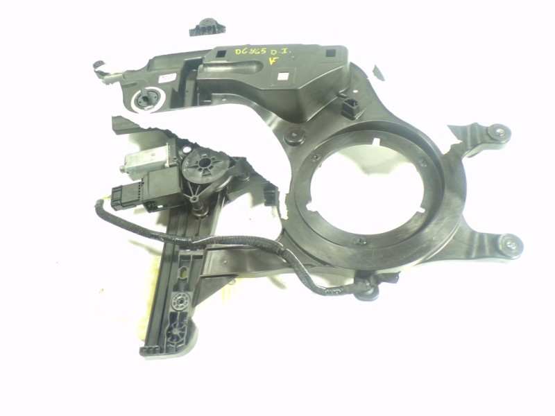 Recambio de elevalunas delantero izquierdo para toyota proace city 1.2 12v referencia OEM IAM  9830335880 