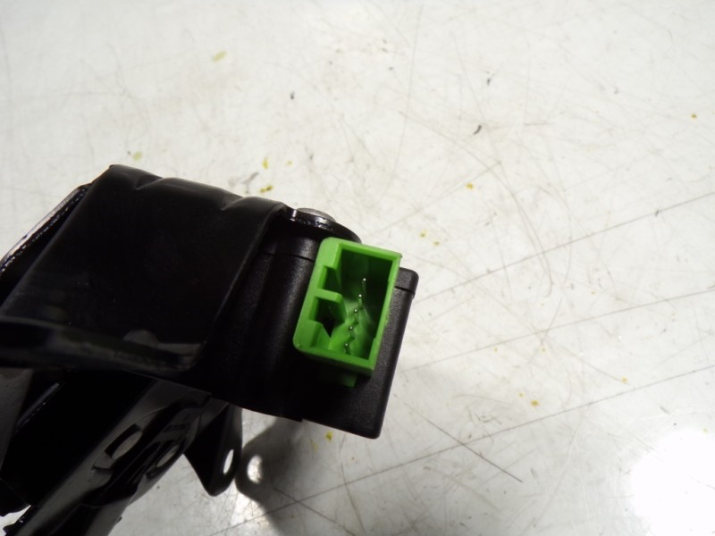 Recambio de cerradura maletero / porton para volvo c30 1.6 diesel cat referencia OEM IAM 30784739  