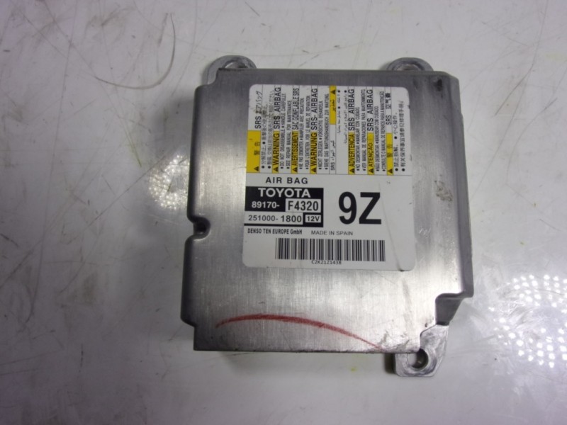 Recambio de centralita airbag para toyota c-hr 132 kw referencia OEM IAM 89170F4320 89170F4320 2510001800