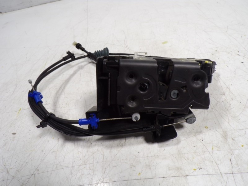 Recambio de cerradura puerta delantera izquierda para volvo c30 1.6 diesel cat referencia OEM IAM  30799308 A048069