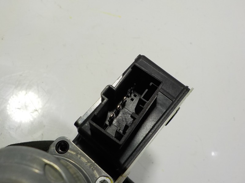 Recambio de motor elevalunas trasero izquierdo para seat ibiza (kj1) 1.0 referencia OEM IAM 5Q0959811D 5Q0959407 