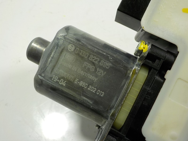 Recambio de motor elevalunas trasero izquierdo para seat ibiza (kj1) 1.0 referencia OEM IAM 5Q0959811D 5Q0959407 