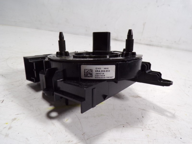 Recambio de anillo airbag para seat arona 1.0 tsi referencia OEM IAM 6RA959653A 6RA959653 