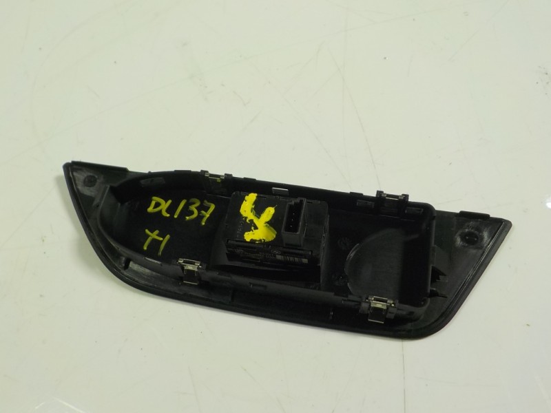 Recambio de mando elevalunas trasero izquierdo para bmw x1 (e84) sdrive 20d referencia OEM IAM 61316935534 6935534 