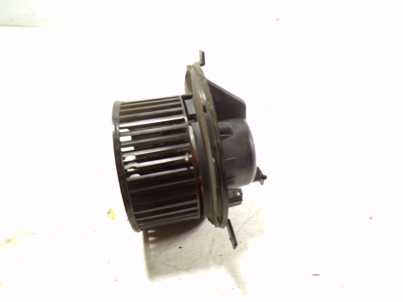 Recambio de motor calefaccion para volkswagen caddy furgón/kombi 2.0 tdi referencia OEM IAM 1K1819015E 1K1819015F 