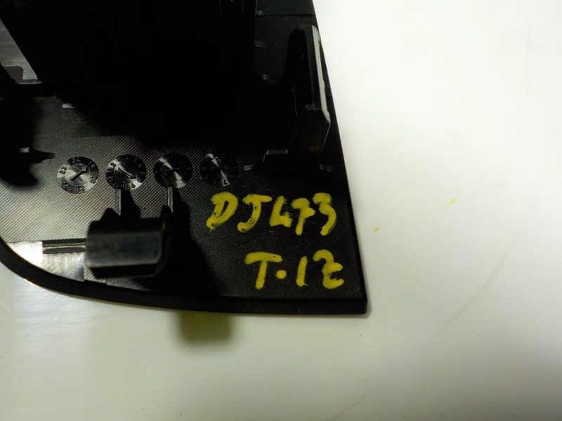 Recambio de mando elevalunas trasero izquierdo para mazda 3 berlina (bp) evolution referencia OEM IAM  BDGF66370 