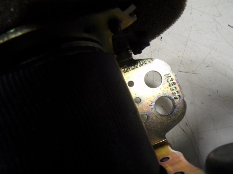 Recambio de cinturon seguridad trasero derecho para volvo c30 1.6 diesel cat referencia OEM IAM 31351441 6081727R2 6081727R2