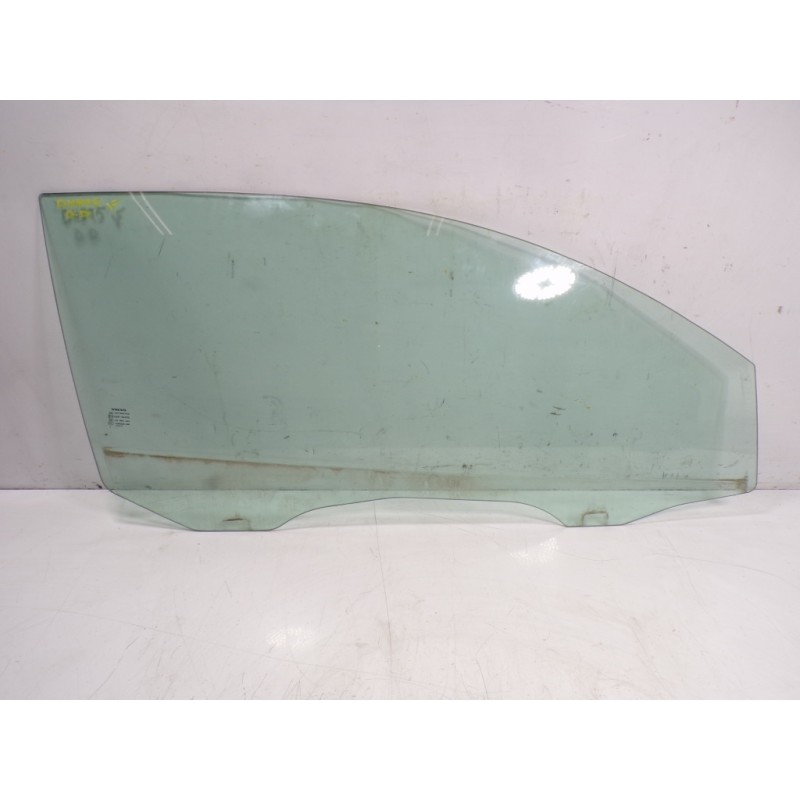 Recambio de cristal puerta delantero derecho para volvo c30 1.6 diesel cat referencia OEM IAM 31386660  