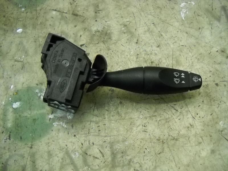 Recambio de mando limpia para ford fiesta (cbk) ghia referencia OEM IAM   