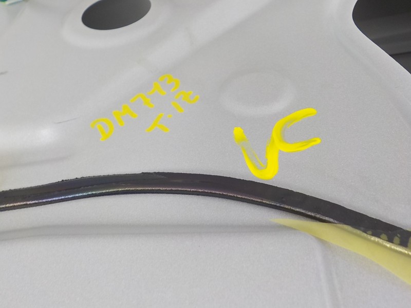 Recambio de puerta trasera izquierda para toyota corolla cross hybrid 1.8 referencia OEM IAM 6700416280  