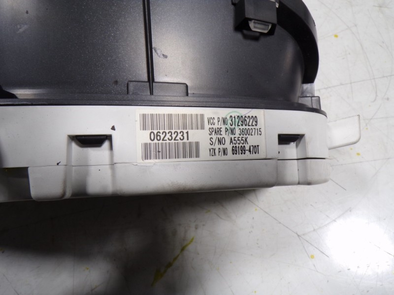 Recambio de cuadro instrumentos para volvo c30 1.6 diesel cat referencia OEM IAM 36002715 31296229 69199470T