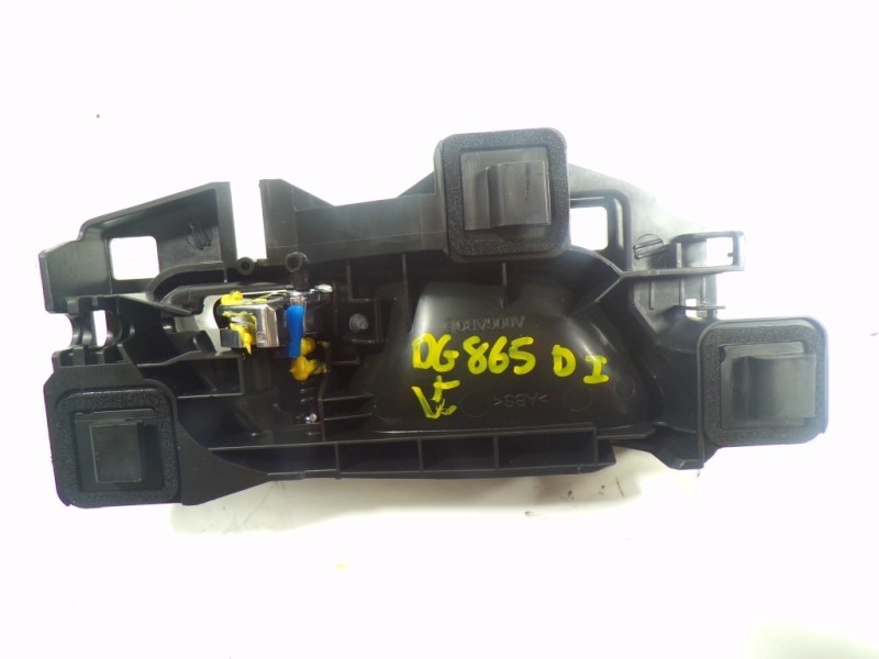 Recambio de maneta interior delantera izquierda para toyota proace city 1.2 12v referencia OEM IAM   