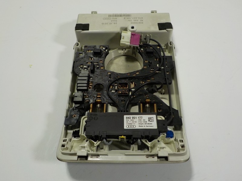 Recambio de piloto interior para audi q5 (8r) 3.0 tdi referencia OEM IAM 8T09471406PS 8K0951177 28138344