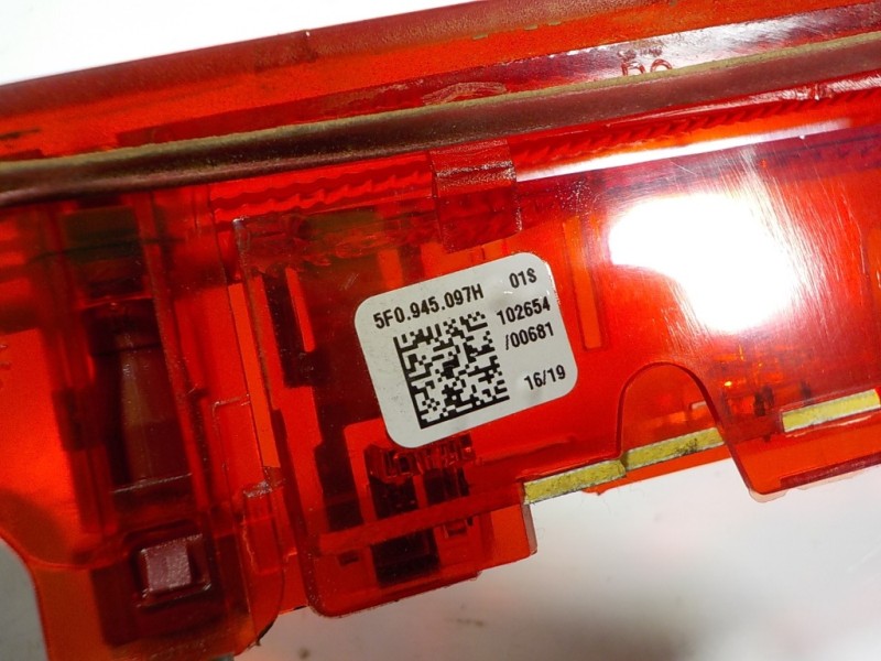 Recambio de piloto trasero central para seat ibiza (kj1) 1.0 referencia OEM IAM 5F0945097H 5F0945097H 