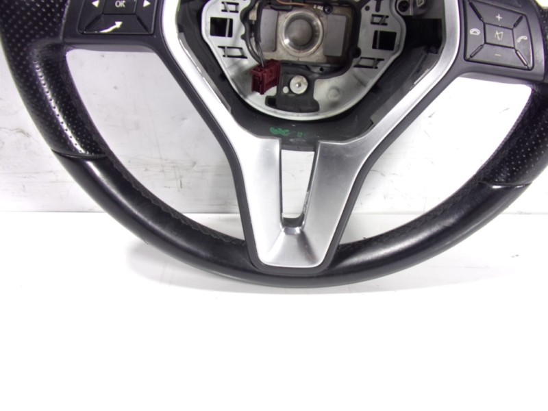 Recambio de volante para mercedes-benz clase c (w204) lim. 2.1 cdi cat referencia OEM IAM A21846025039E38  