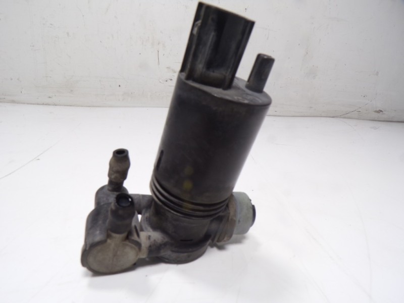 Recambio de bomba limpia para ford fiesta (cb1) 1.25 16v cat referencia OEM IAM 2022321 8A6117K624AA 