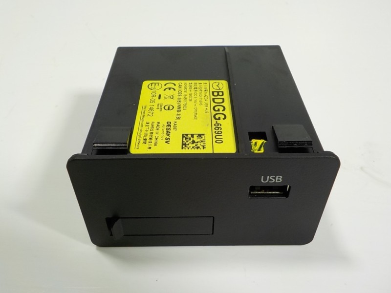 Recambio de modulo electronico para mazda 3 berlina (bp) evolution referencia OEM IAM  BDGG669U0 