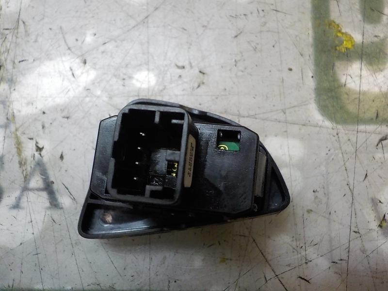 Recambio de mando elevalunas delantero izquierdo para ford ka (ccu) trend + referencia OEM IAM 1571422  