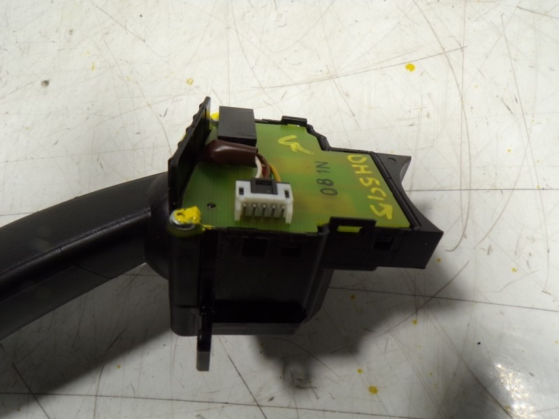 Recambio de mando limpia para volvo c30 1.6 diesel cat referencia OEM IAM 8691993  