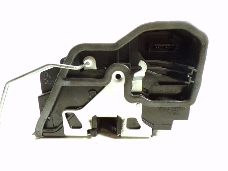 Recambio de cerradura puerta delantera izquierda para bmw x1 (e84) xdrive 18d referencia OEM IAM 51217229461 7229461 