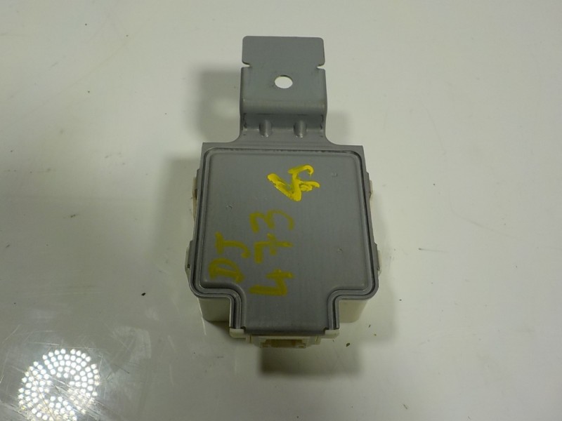 Recambio de modulo electronico para mazda 3 berlina (bp) evolution referencia OEM IAM  BCWB675D4A 