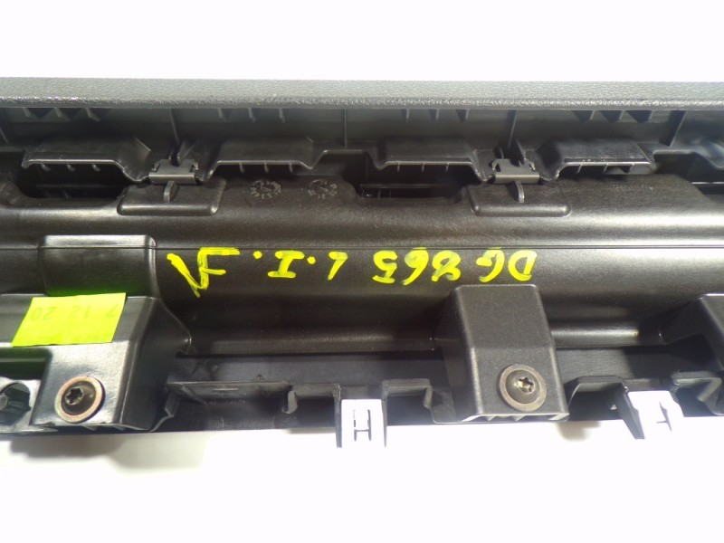 Recambio de moldura para toyota proace city 1.2 12v referencia OEM IAM   