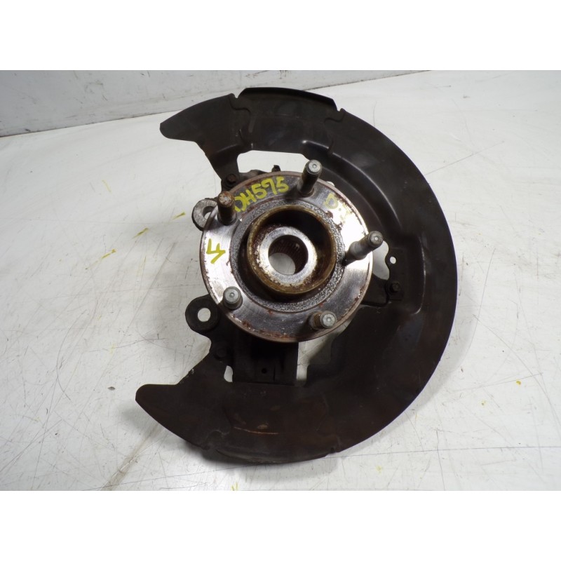 Recambio de mangueta delantera izquierda para volvo c30 1.6 diesel cat referencia OEM IAM 30760282  