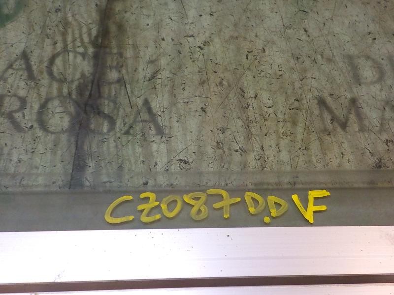 Recambio de cristal puerta delantero derecho para volvo s60 berlina 2.4 diesel cat referencia OEM IAM   