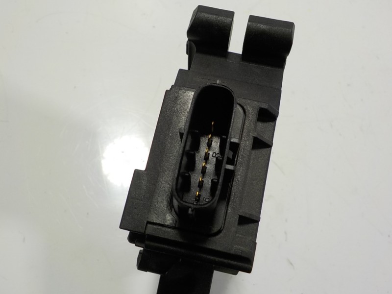 Recambio de potenciometro pedal para seat ibiza (kj1) 1.0 referencia OEM IAM 2Q1723503 2Q1723503 