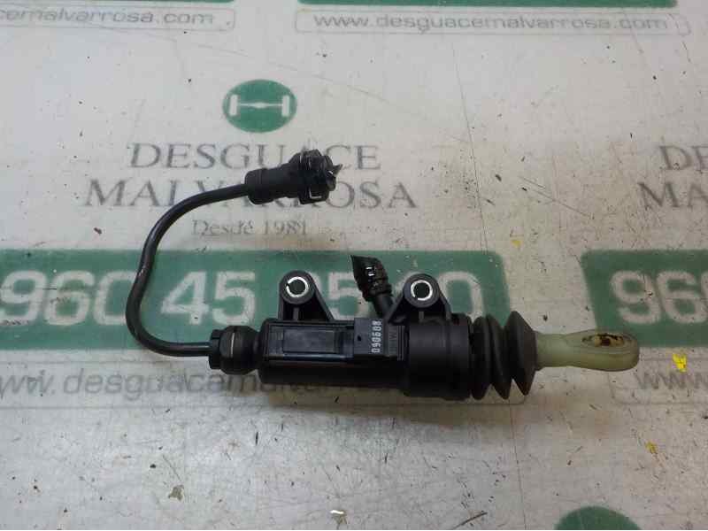 Recambio de bomba embrague para mini mini (r56) 1.6 16v diesel cat referencia OEM IAM 21526774078 13670610 