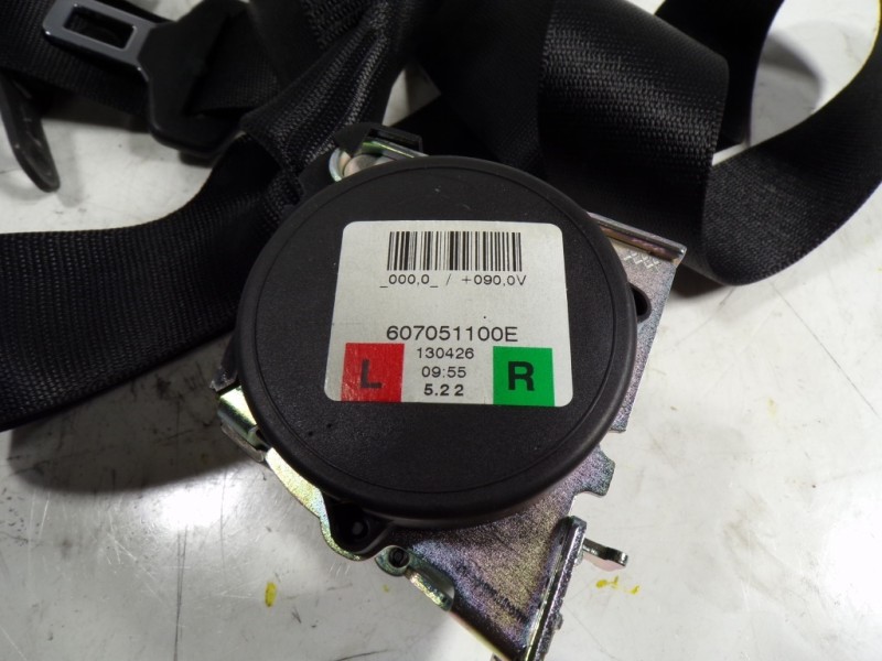 Recambio de cinturon seguridad trasero derecho para bmw x1 (e84) xdrive 18d referencia OEM IAM 72112991295 607051100E 