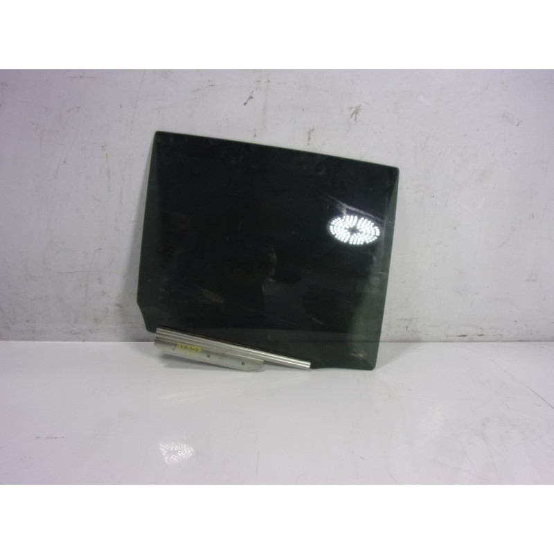 Recambio de cristal puerta trasero derecho para toyota c-hr 132 kw referencia OEM IAM 68103F4020  