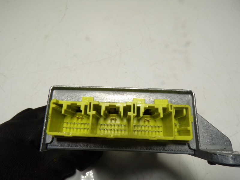 Recambio de centralita airbag para ford fiesta (cb1) 1.25 16v cat referencia OEM IAM 1678535 AA6T14B321FA 