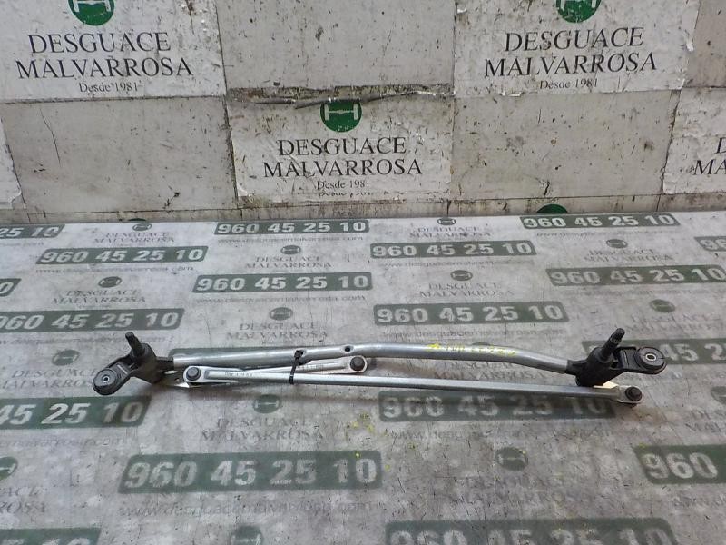 Recambio de articulacion limpia delantero para dacia sandero 1.5 dci diesel fap cat referencia OEM IAM 288004410R  