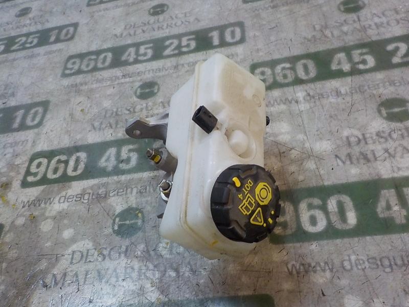 Recambio de bomba freno para dacia sandero 1.5 dci diesel fap cat referencia OEM IAM 460111938R  