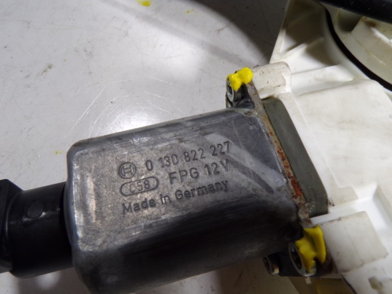 Recambio de elevalunas delantero derecho para bmw x1 (e84) xdrive 18d referencia OEM IAM 51332990386 6927023 0130822227