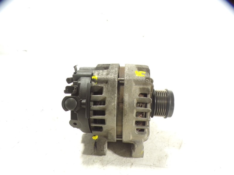 Recambio de alternador para peugeot 208 1.6 blue-hdi fap referencia OEM IAM 9810525380 9810525380 TG15S218