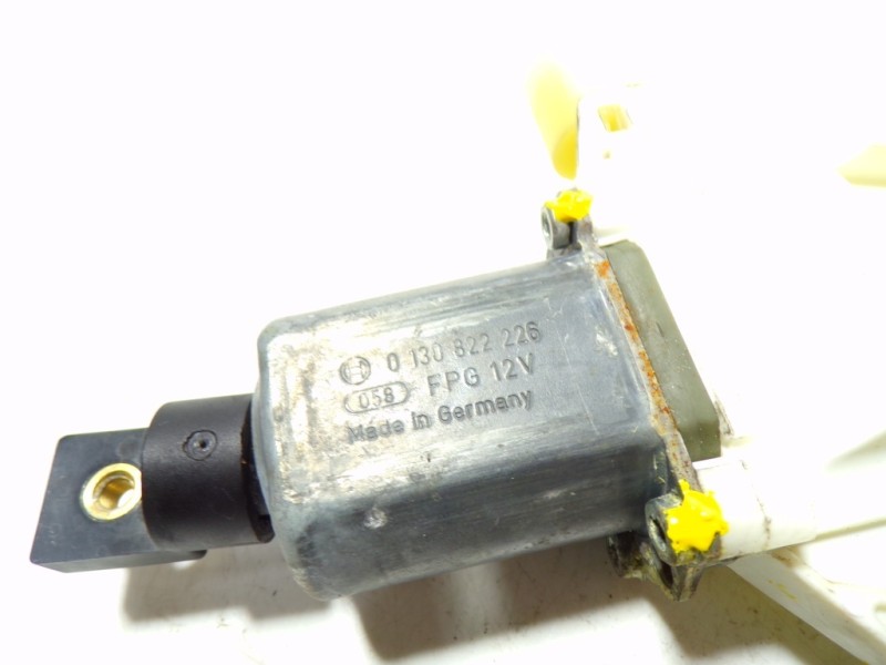 Recambio de elevalunas delantero izquierdo para bmw x1 (e84) xdrive 18d referencia OEM IAM 51332990385 6927027 0130822226