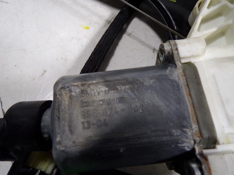 Recambio de elevalunas delantero izquierdo para bmw x1 (e84) xdrive 18d referencia OEM IAM 51332990385 6927027 0130822226